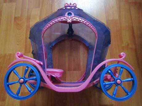Plastový kočár pro princezny- panenky,