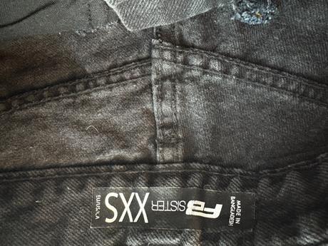 Xxs fb sister černé krátké džínové kraťasy s vysok, xs