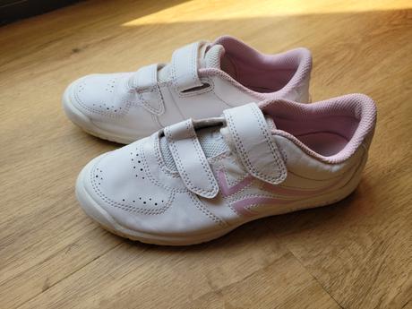 Sálové tenisky zn. artengo vel. 32, 32