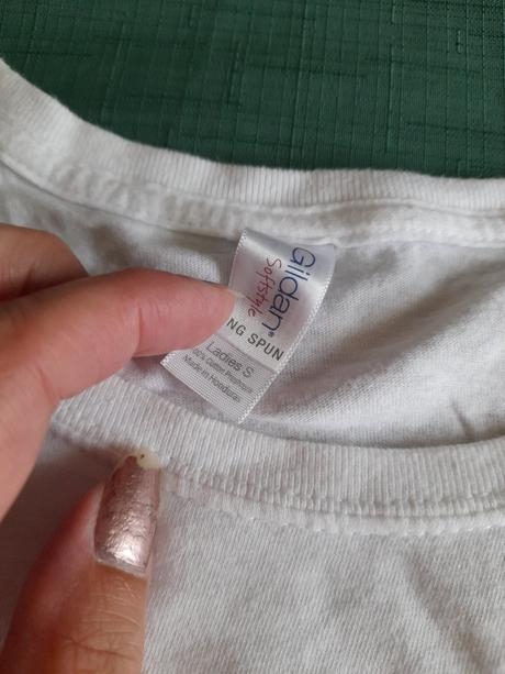 Bílé triko majáles z koncertu v praze, 146