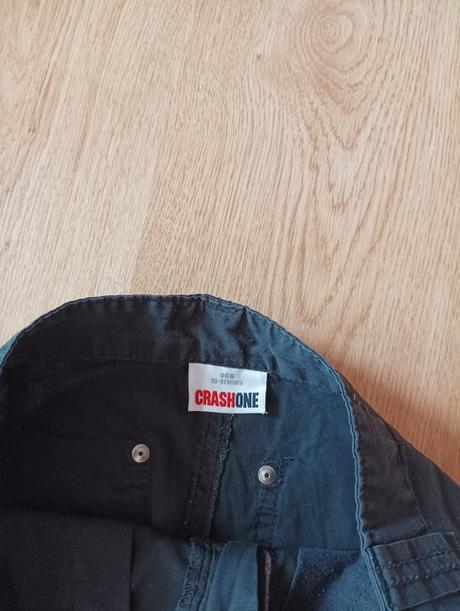 Kraťasy, crashone,146