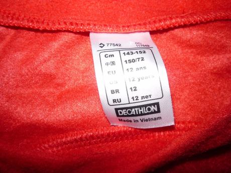 Krásná jemná lehká mikina, decathlon,146