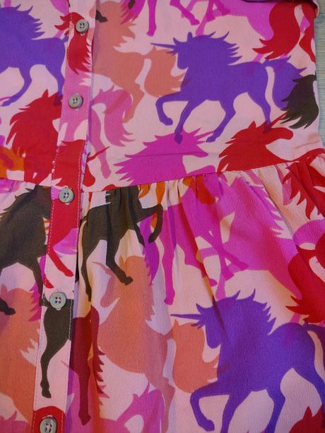 Dívčí letní šaty next 140 koně/jednorožci, next,140