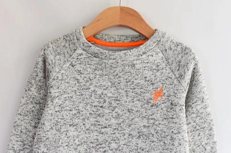 Svetr vel. 4 - 5 let, f&f,110