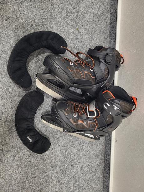 Rostoucí lední brusle 32-35, 32