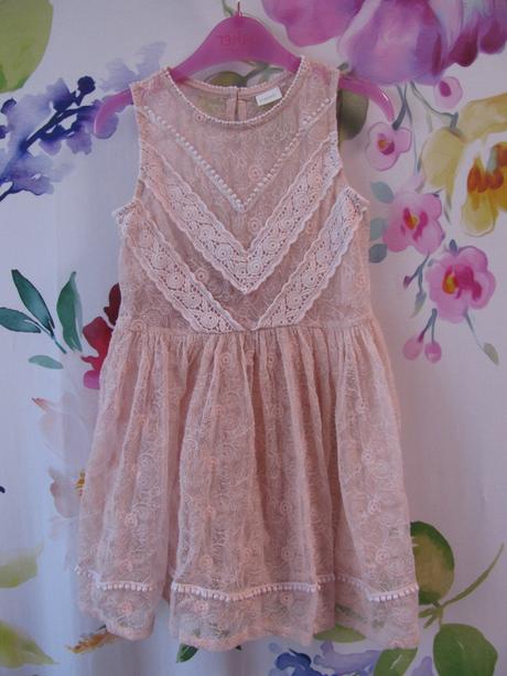 Růžové krajkové šatičky next, next,104