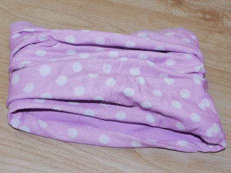 Bavlneny nakrcnik oboustrany -fialovy a s puntiky, c&a