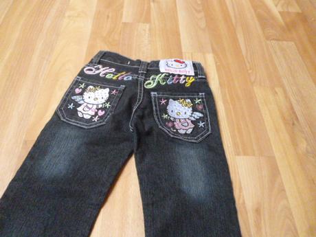 Rifle hello kitty vel. 3-4, 104