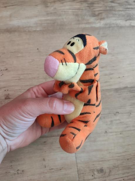 Plyšáci - dinosauři, ufon, tygřík, kuželka, žirafa,