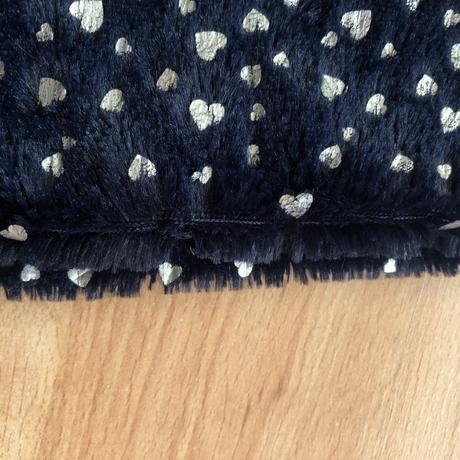 Teply sal tame modry se srdicky topolino, topolino