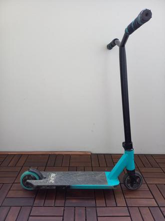 Freestyle koloběžka blunt one s3 teal,