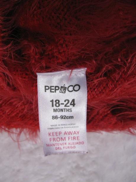 Červený svetřík se sobem, pepco,92