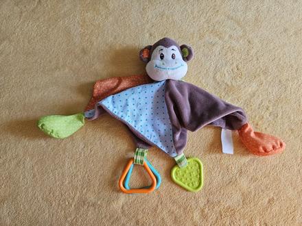 Usínáček opice opička chrastítko,