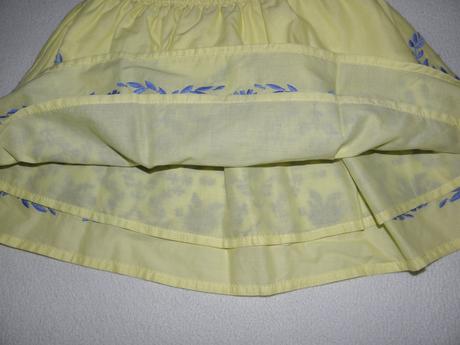 Plátěná sukně s výšivkou zn. tcm vel.110/116, tchibo,110