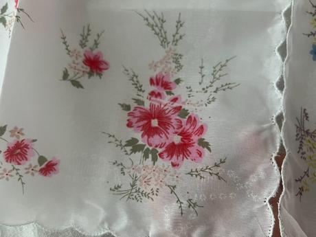 Nové - 7x ozdobný kapesník, 