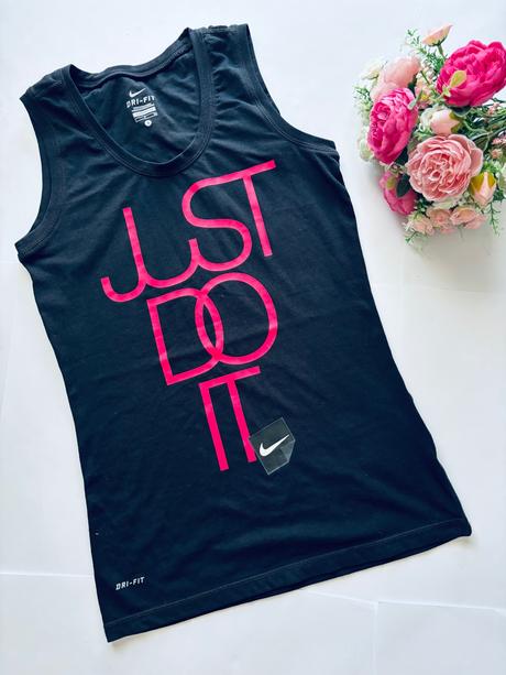 K4/ tilko černé - v. s zn. nike, nike,s