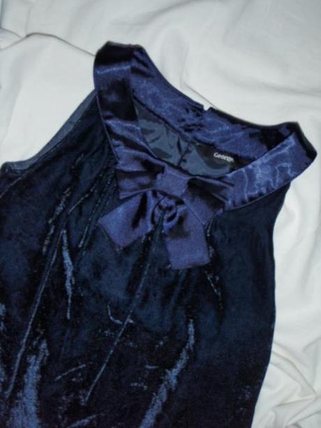 Luxusní sametové modré šaty - balónový střih, george,116