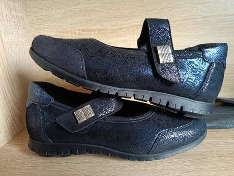 Černé lesklé baleríny vel 37, 37