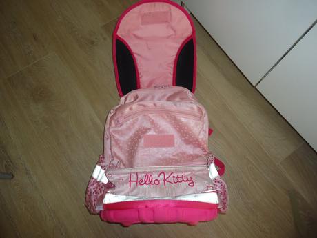 Batoh do školy,