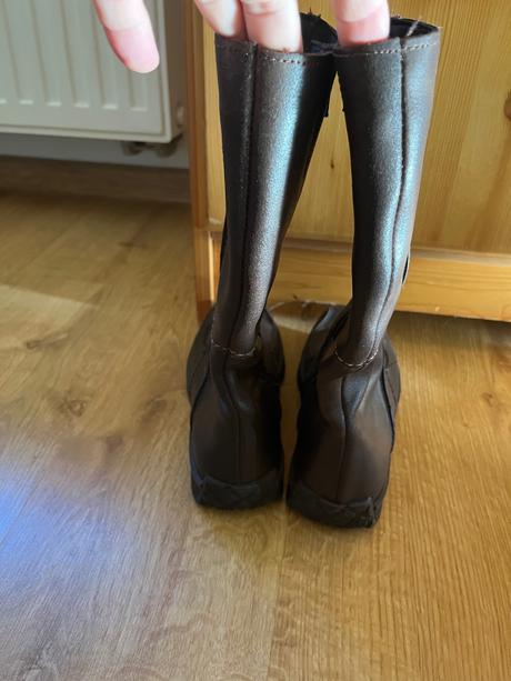 Kožené, zateplené kozačky roots, 37