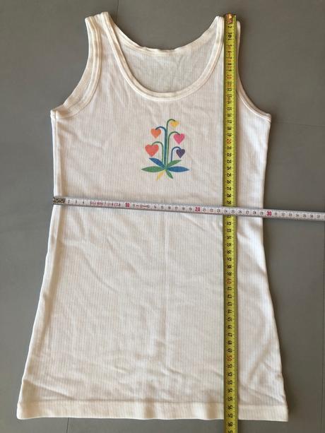 Retro tílko 70-80 léta bílá motiv květin vel.s 34, 36