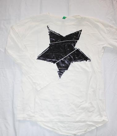 Vb181. tričko dívčí 10 let, benetton,140