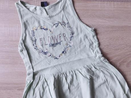 Šaty y.f.k vel.134/140, 134