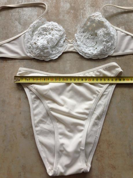 Bílé plavky krajka vel. 36-38, s košíček b, s
