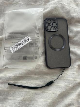 Nový kryt na iphone apple 16pro max, apple