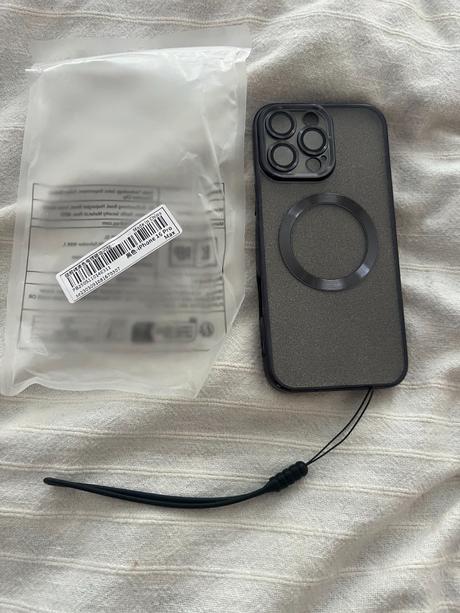 Nový kryt na iphone apple 16pro max, apple