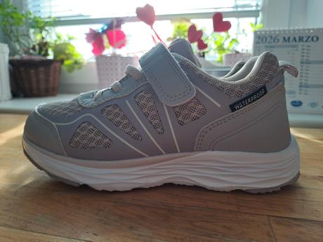 Tenisky s membránou vel.30-top stav, 30