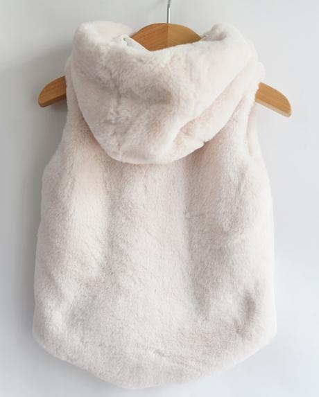 Vesta vel. 18 - 24m, primark,92