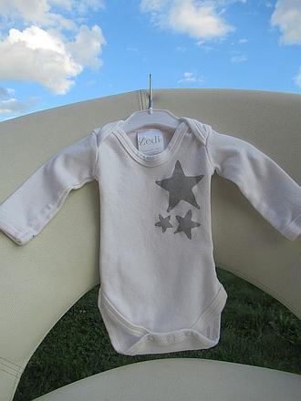 Body s dlouhým rukávem, 62