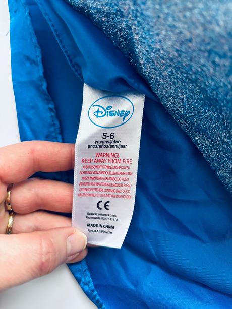 An9/ kostým anna frozen - v. 5/6 let, 