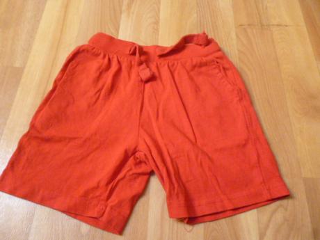 Teplákové kratasy vel. 5-6, 116