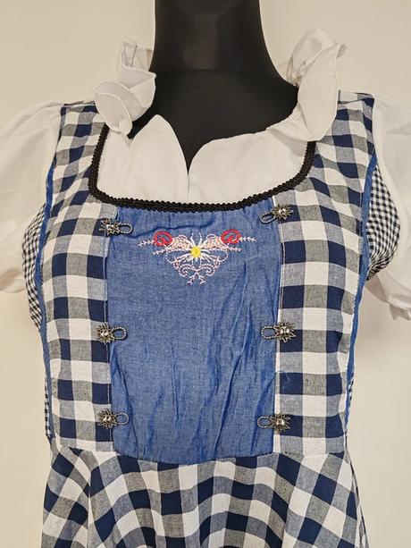 Vintage bavorské šaty,