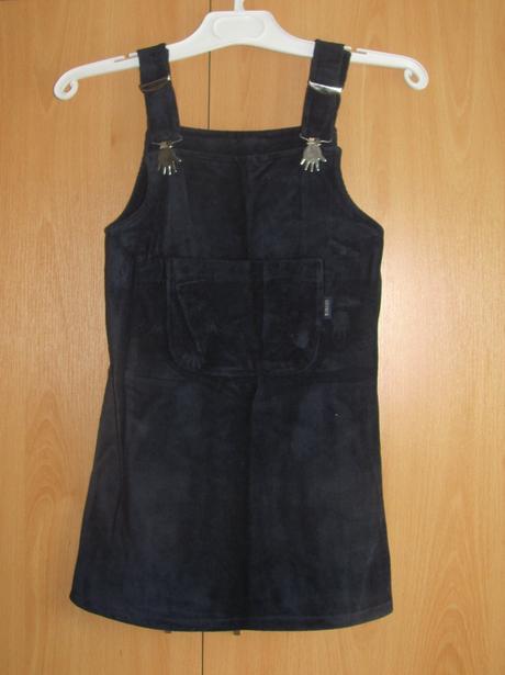 Tmavě modré manšestrové šaty, 122