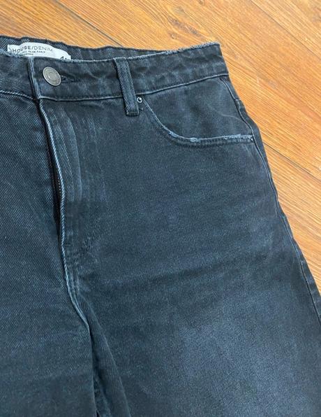 Jorts/ kraťasy, house,l