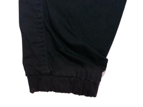 Černé kalhoty s kapsami vel.128, tu,128