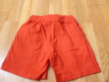 Teplákové kratasy vel. 5-6, 116