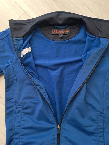 Tepláková souprava, 128