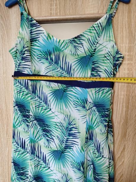 Dámské letní šaty, 38