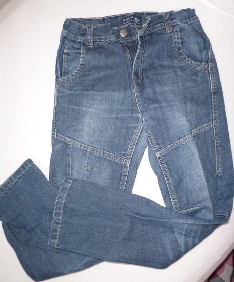 Klučičí džíny na vel.152 za symbolickou dvacku, reserved,152