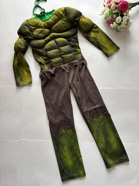 Ob/ kostým hulk - v.cca 5/6 let,