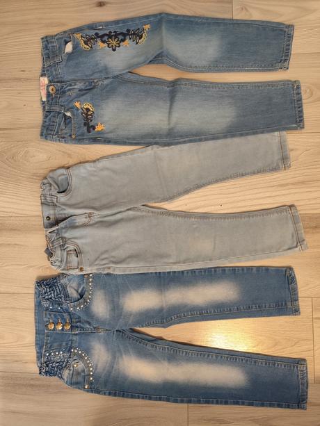 Holčička 104-122, 104–116