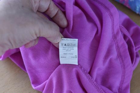 Šaty vel. 9 - 10 let, 140