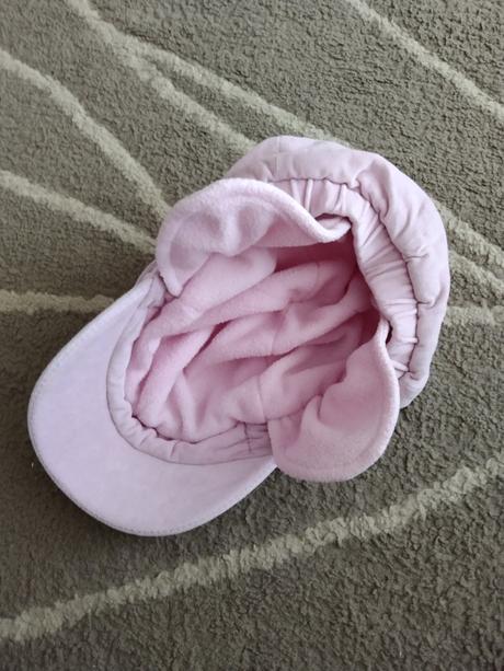 Čepice hello kitty a jiné, 116