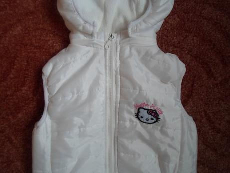 Bílá zateplená vesta vestička s kapucí hello kitty, 116