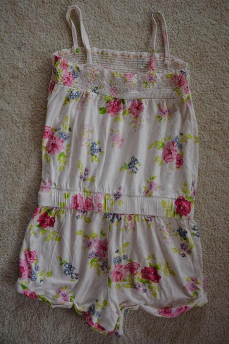 Letní kytičkový overal, benetton,116