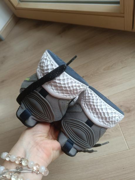 Tenisky, velikost 43, 43